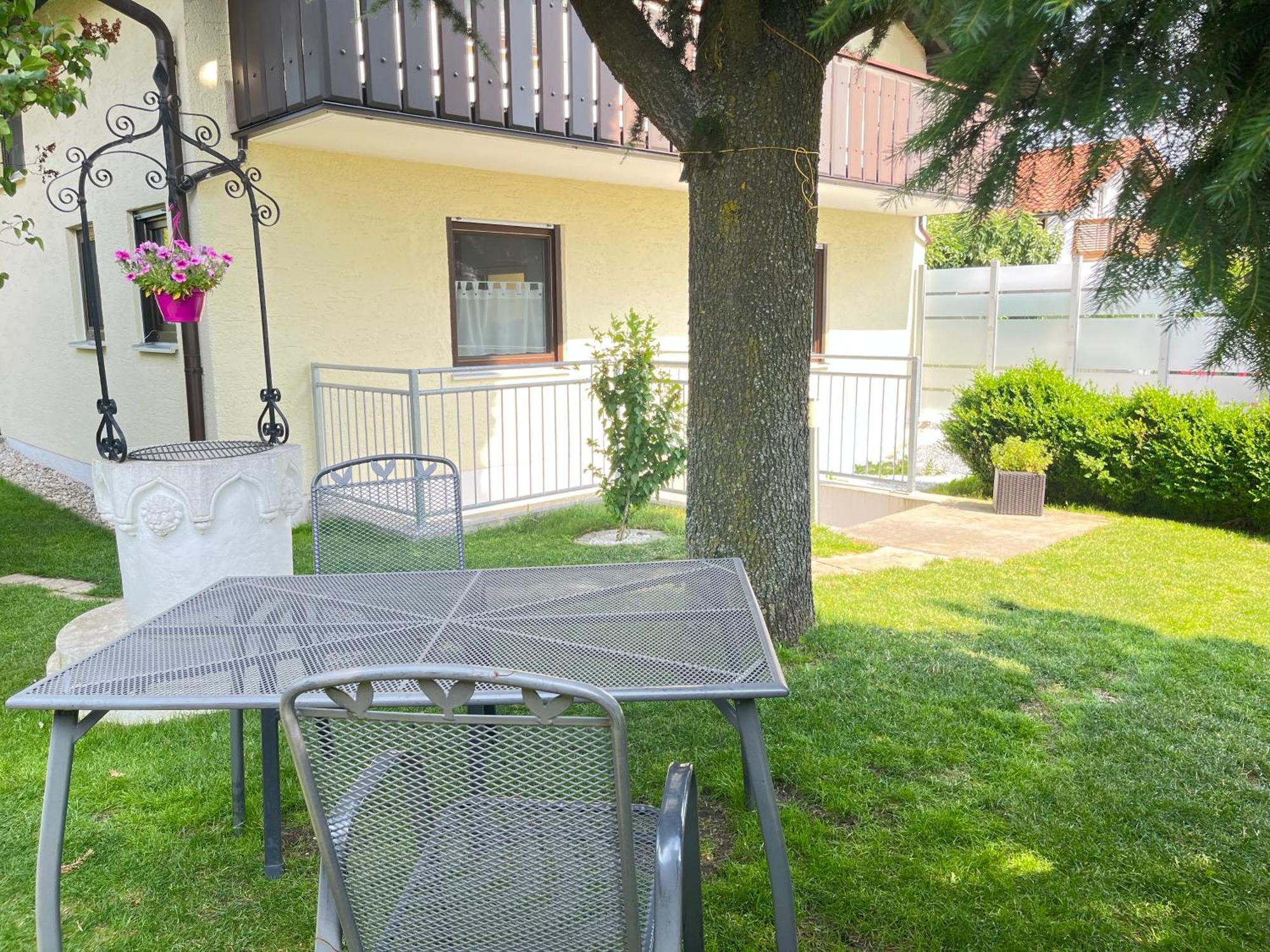Am Strassland Apartment Kirchheim bei Muenchen